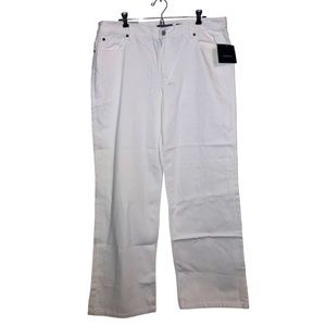 Liz Claiborne Off White Boyfriend Jeans. Size 14. New With Tags. Never Worn.